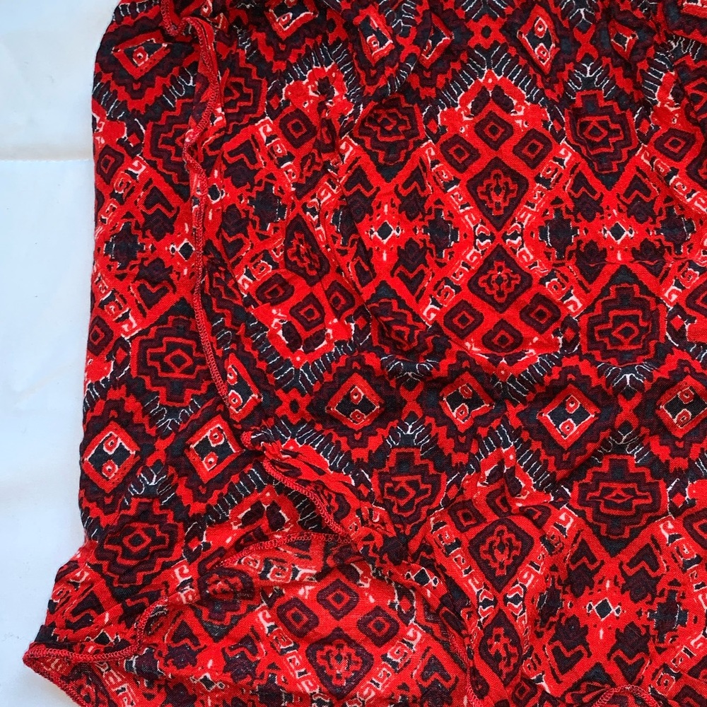 Red Pattern Shorts With Jaw-String - image 2